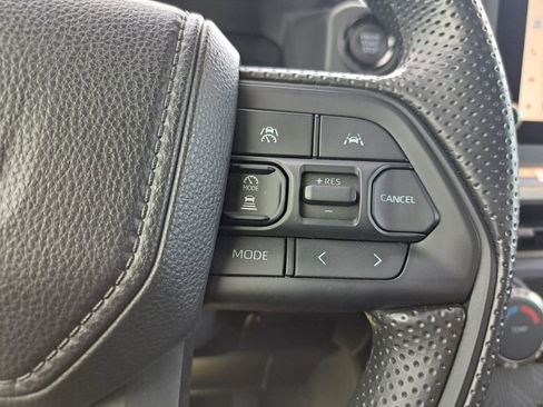 Used 2025 Toyota Tacoma SR5 image 13