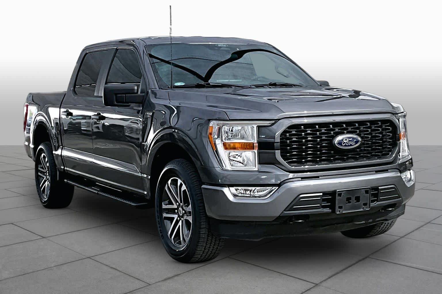 Used 2022 Ford F150 XL w/ STX Appearance Package AWD/4WD image 3