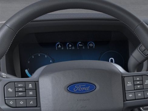 New 2025 Ford F150 XLT w/ Equipment Group 302A MID AWD/4WD image 13