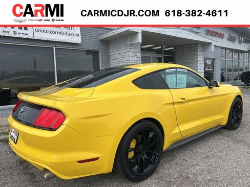 Used 2017 Ford Mustang Coupe RWD image 6