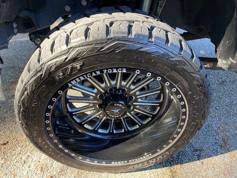 Used 2024 Ford F350 Limited w/ FX4 Off-Road Package image 11