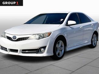 Used 2013 Toyota Camry SE video 1