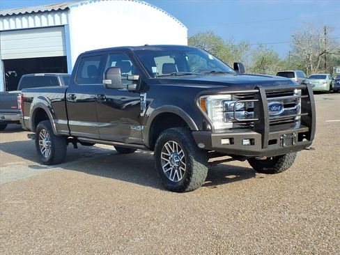 Used 2018 Ford F250 King Ranch w/ King Ranch Ultimate Package image 6