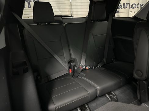 Used 2021 Chevrolet Traverse Premier w/ Redline Edition image 44