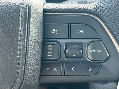 Certified 2025 Toyota Tacoma SR5 image 39