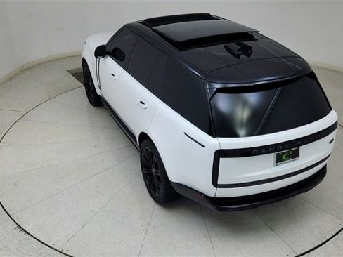 Used 2023 Land Rover Range Rover SE image 82