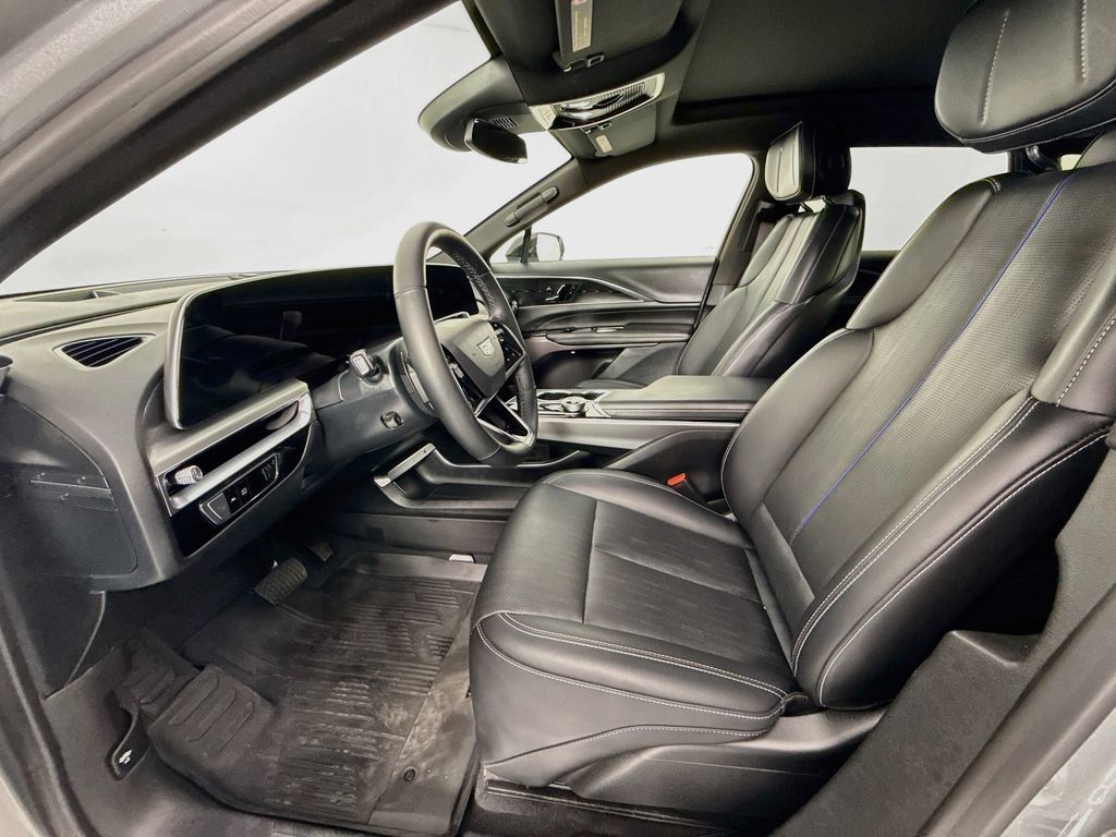 Used 2024 Cadillac Lyriq Sport w/ LPO, Floor Liner Package AWD/4WD image 20