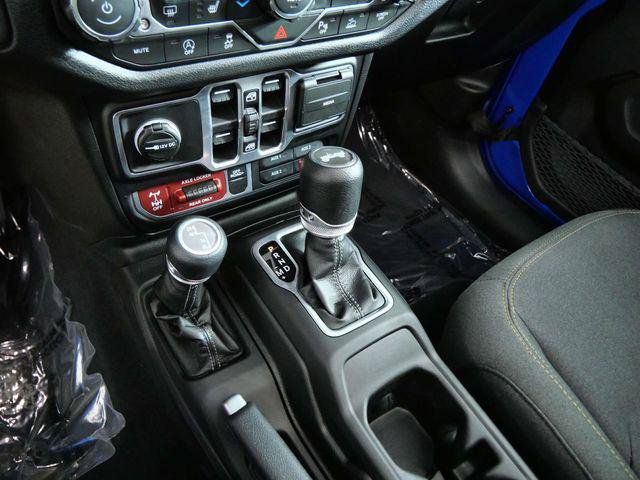 Used 2026 Jeep Wrangler Unlimited Sport AWD/4WD image 16