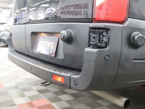 Used 2024 Ford Transit 350 XLT RWD image 8
