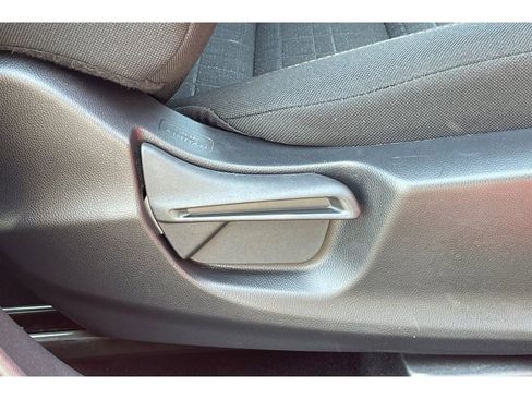 Used 2025 Honda HR-V Sport image 22