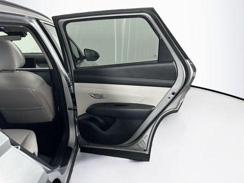 Used 2025 Hyundai Tucson SEL FWD image 30