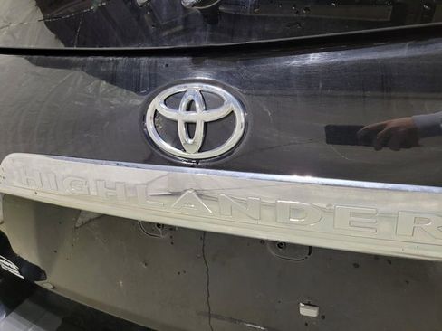 Used 2012 Toyota Highlander 4WD image 60