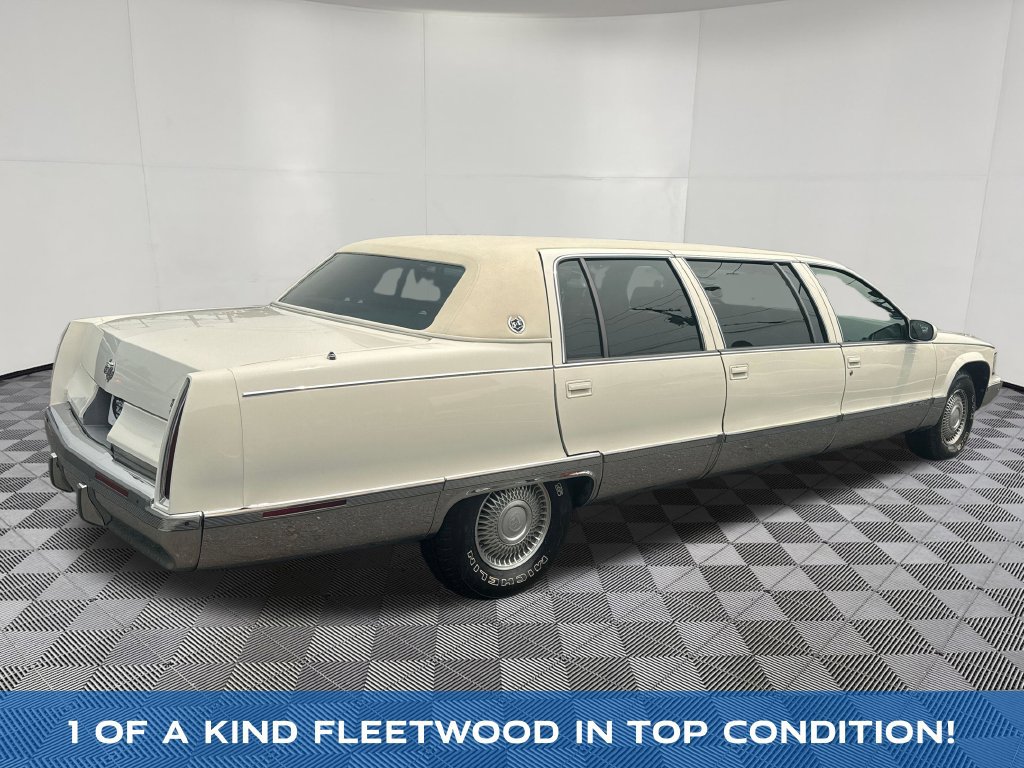 Used 1995 Cadillac Fleetwood Brougham RWD image 6