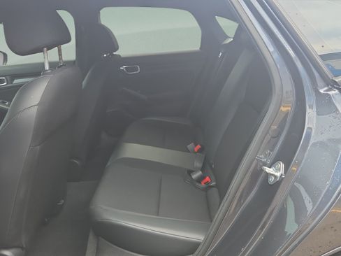 Used 2022 Honda Civic Sport image 11