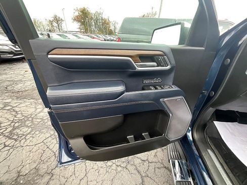 Used 2022 Chevrolet Silverado 1500 High Country image 10