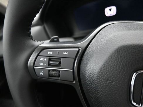 New 2025 Honda Accord EX-L image 19