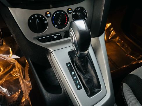Used 2012 Ford Focus SE image 29