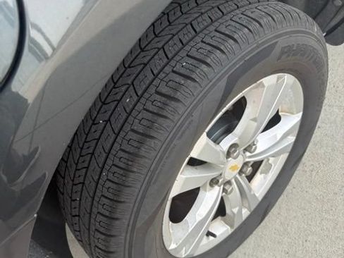 Used 2011 Chevrolet Equinox LS w/ Bluetooth Package FWD image 13