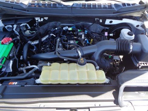 Used 2019 Ford F150 XL w/ Equipment Group 101A Mid RWD image 10
