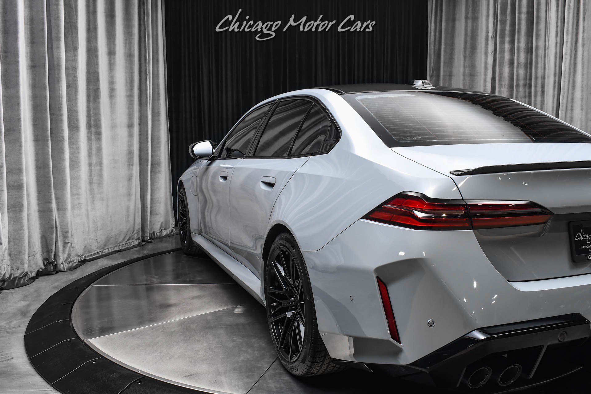 Used 2025 BMW M5 w/ Carbon Package AWD/4WD image 41