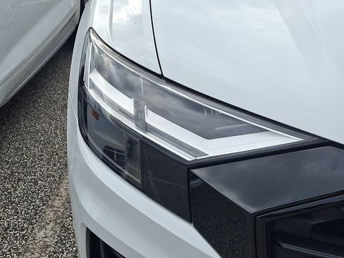 Used 2021 Audi Q8 Premium AWD/4WD image 4