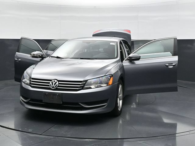 Used 2012 Volkswagen Passat 2.5 SE FWD image 48