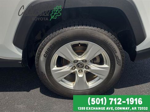 Used 2021 Toyota RAV4 XLE FWD image 9