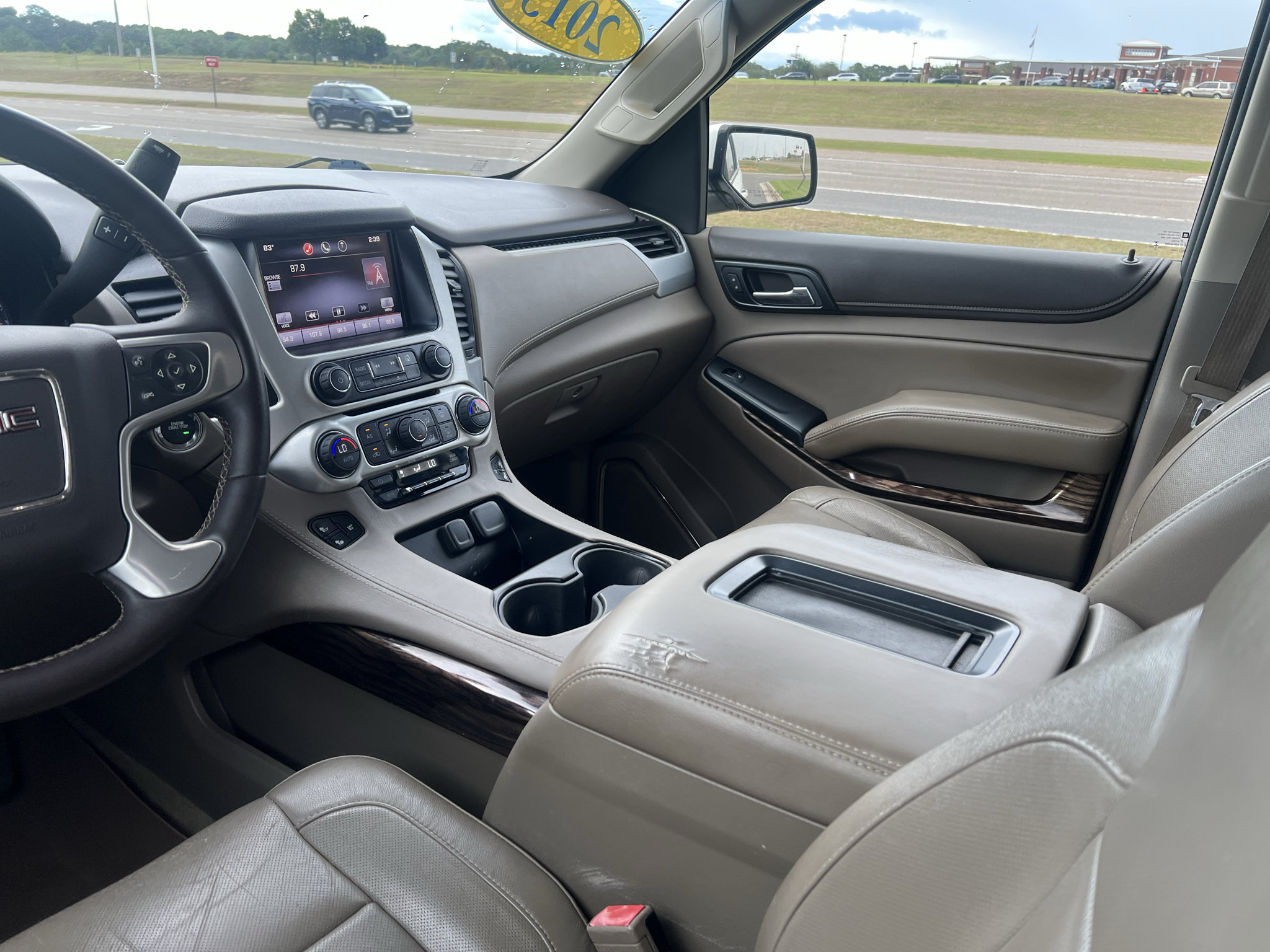 Used 2015 GMC Yukon SLT w/ Open Road Package RWD image 20