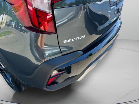 New 2026 Kia Seltos EX image 10