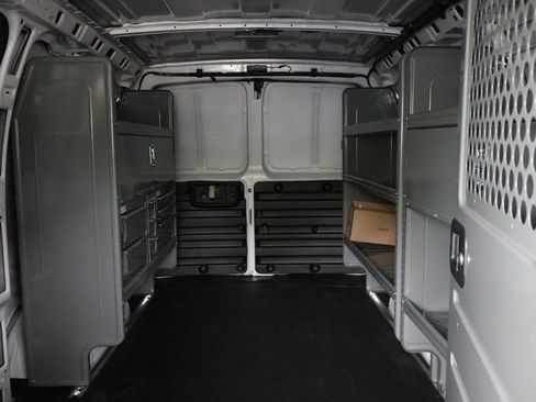 New 2025 Chevrolet Express 2500 w/ Driver Convenience Package image 21