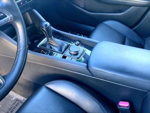 Used 2019 MAZDA MAZDA3 AWD Hatchback image 16