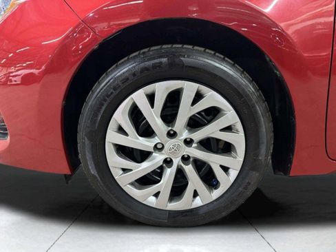 Used 2019 Toyota Corolla LE image 42