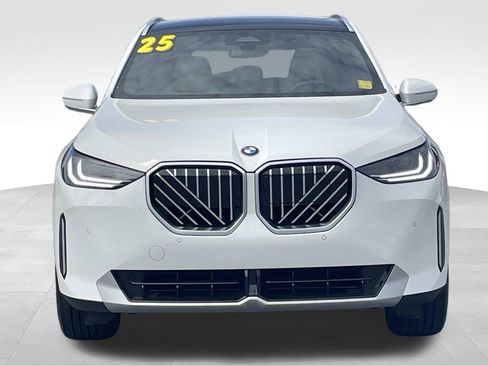 Used 2025 BMW X3 xDrive30i w/ Convenience Package image 9