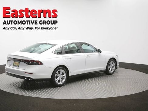 Used 2023 Honda Accord LX image 40