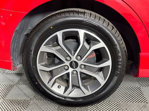 Used 2019 Chevrolet Sonic LT w/ Convenience Package image 32