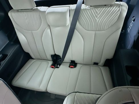 Used 2024 Hyundai Palisade Calligraphy FWD image 30