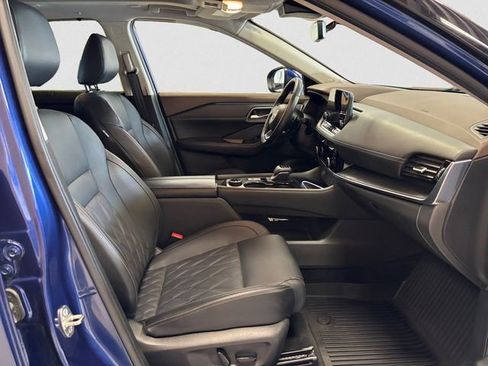 Certified 2023 Nissan Rogue Platinum AWD/4WD image 15