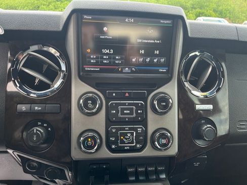 Used 2016 Ford F350 Platinum w/ Platinum Package AWD/4WD image 21