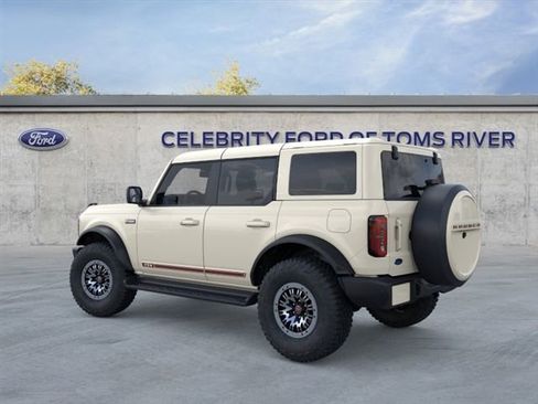 New 2026 Ford Bronco Outer Banks AWD/4WD image 4