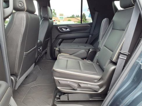 Used 2021 Chevrolet Tahoe Premier w/ Premium Package AWD/4WD image 8