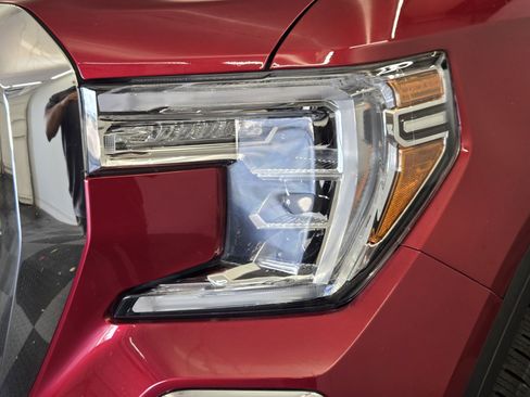 Used 2019 GMC Sierra 1500 SLT RWD image 8