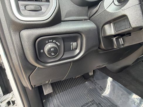 Used 2025 RAM 2500 Big Horn image 25