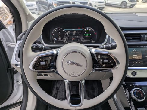 New 2024 Jaguar I-PACE R-Dynamic HSE image 15