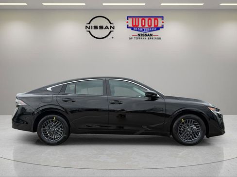 New 2026 Nissan Sentra SV w/ SV Convenience Package FWD image 2