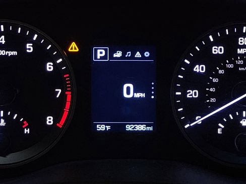 Used 2017 Hyundai Tucson Sport w/ Cargo Package image 25