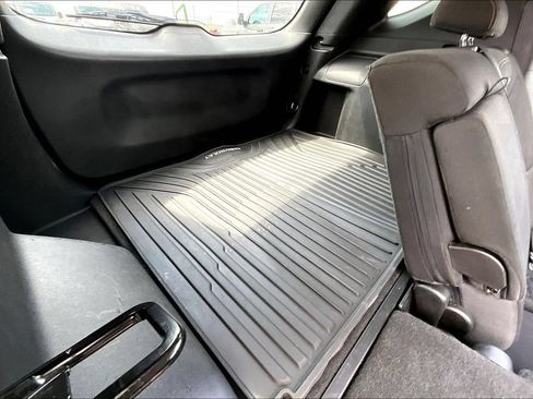 Used 2019 Chevrolet Equinox LT FWD image 28