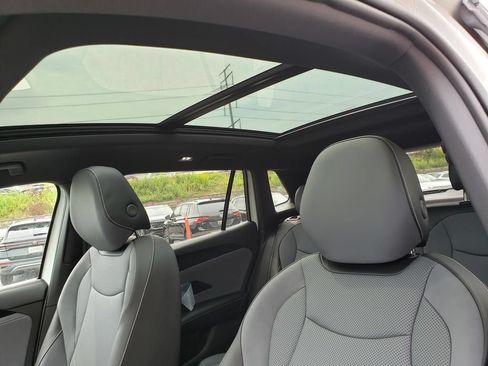 New 2026 Volkswagen Tiguan SE R-Line AWD/4WD image 7
