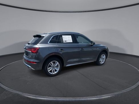 Used 2023 Audi Q5 2.0T Premium AWD/4WD image 9