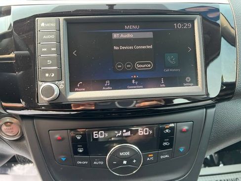 Used 2019 Nissan Sentra SV w/ Special Edition Package FWD image 17