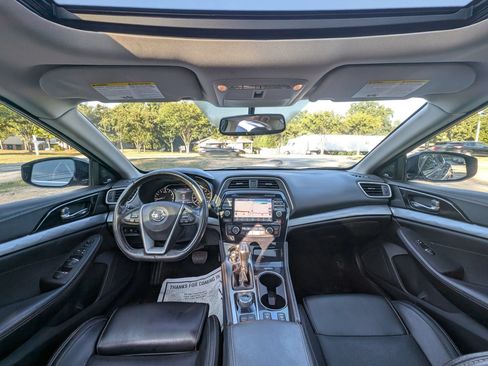 Used 2018 Nissan Maxima 3.5 SL FWD image 17